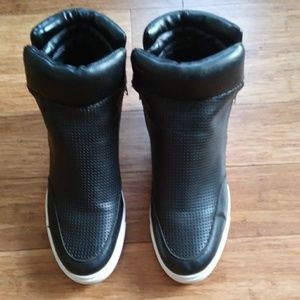 size 11 platform sneakers